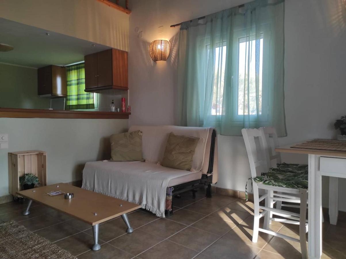 "Koukmos Beach" Greenspace Living - Private Sandy Beach Parákoila Екстериор снимка